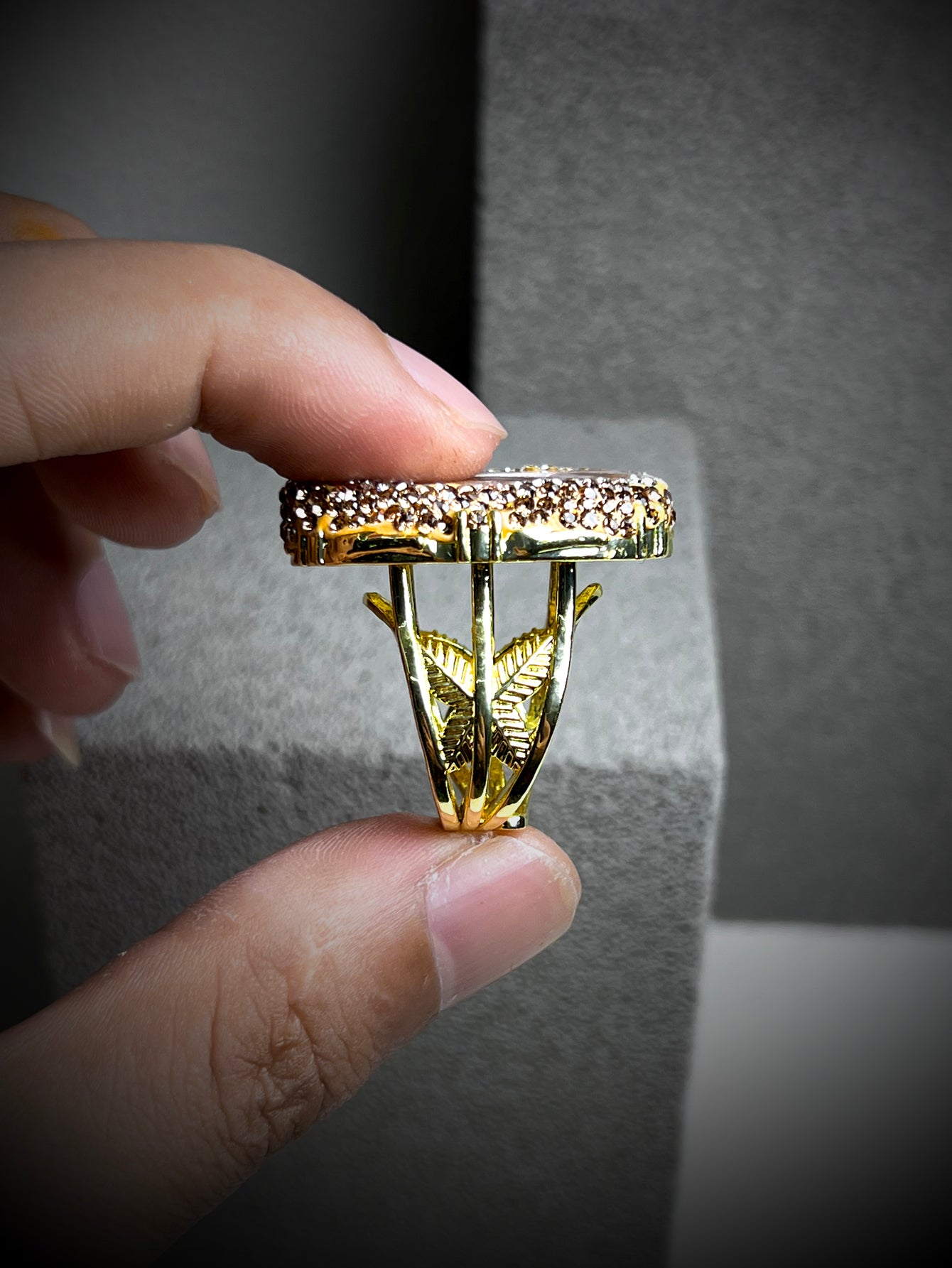 Celestia Aura Geode Statement Ring - AmoreNmore