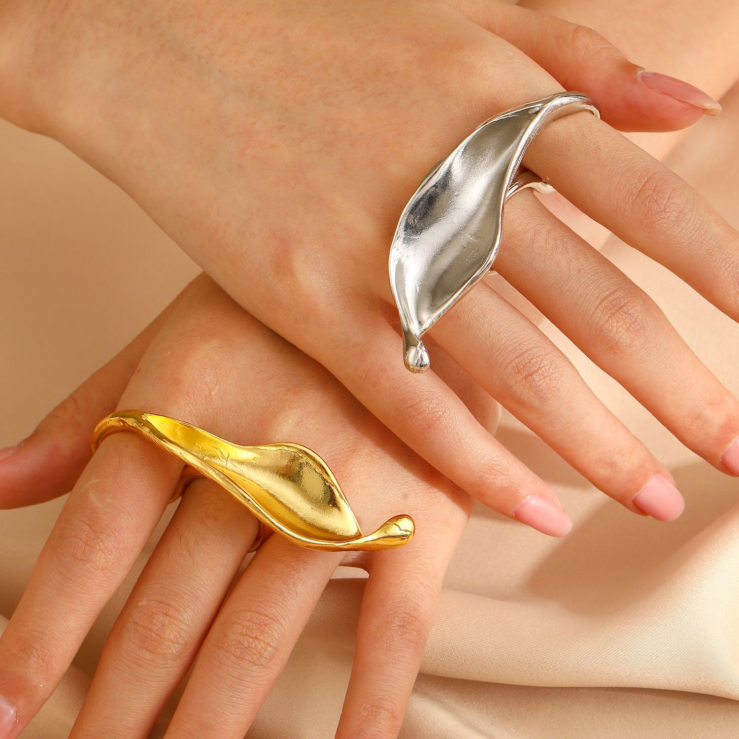 Glam Orbit Twin 925 Silver / 18K Gold Plated Adjustable Ring - AmoreNmore