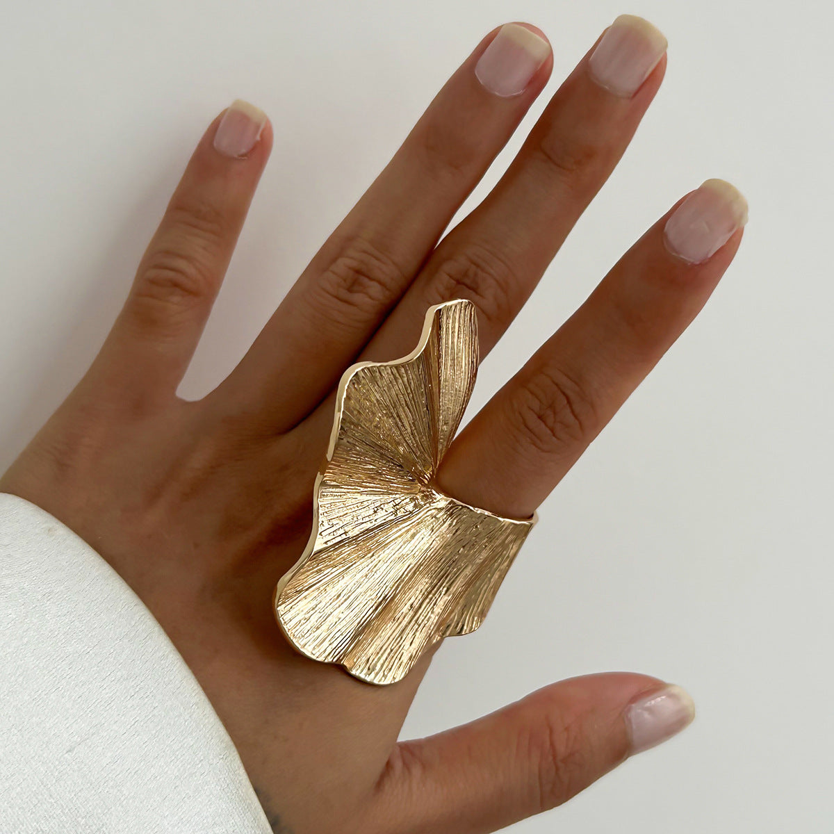 Bold Ginkgo Petal 18K Gold / 925 Silver Plated Statement Ring - AmoreNmore