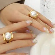 Pearl Luxe 18K gold Plated Statement Ring - AmoreNmore