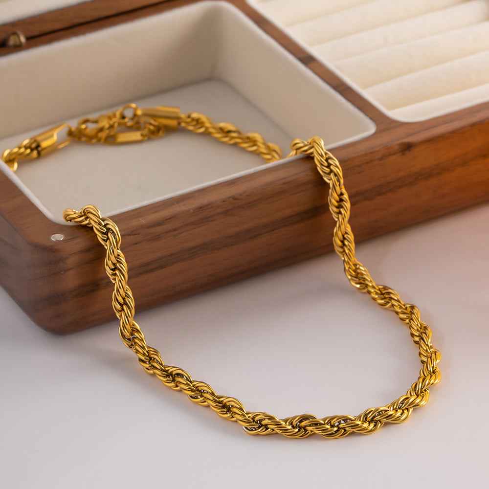 Regalis Twist | Rope Chain Necklace | Gold Plated Twisted Link Design | Classic Everyday Luxe Necklace