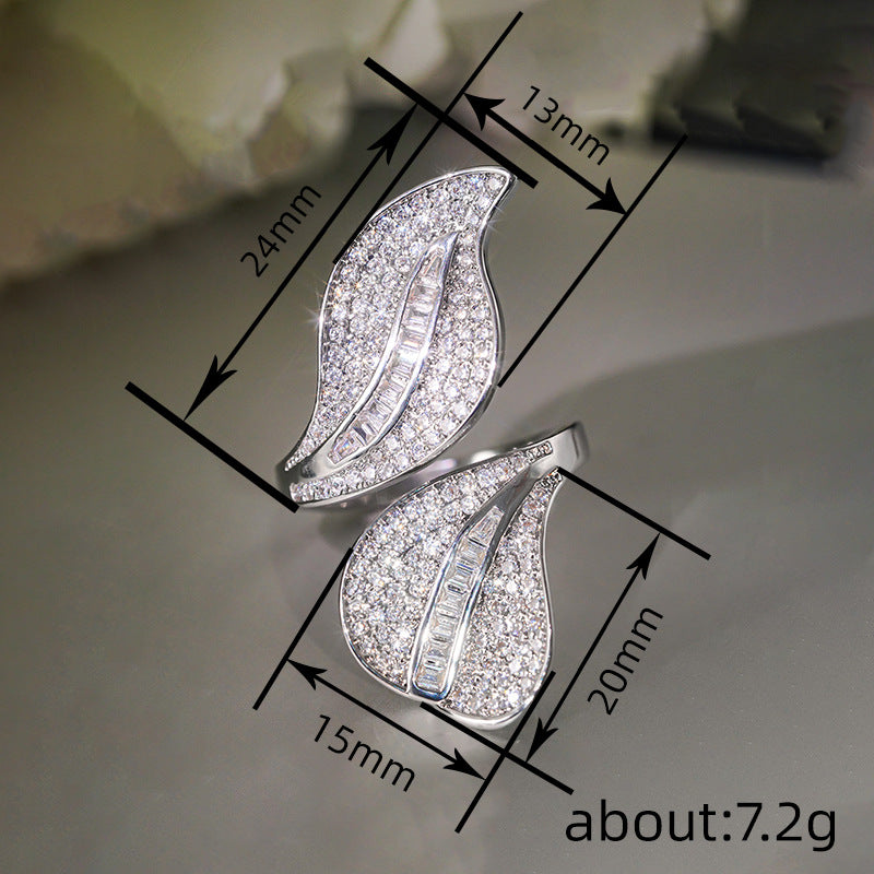 Lustrous Twin Petal Adjustable Ring