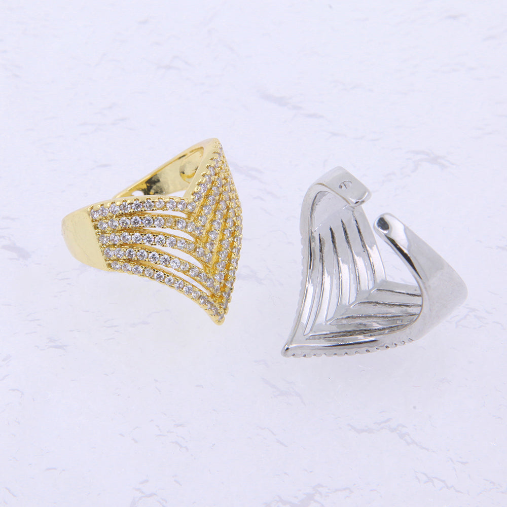 Radiant Chevron – Geometric Zircon Adjustable 14K gold plated / 925 silver plated Ring
