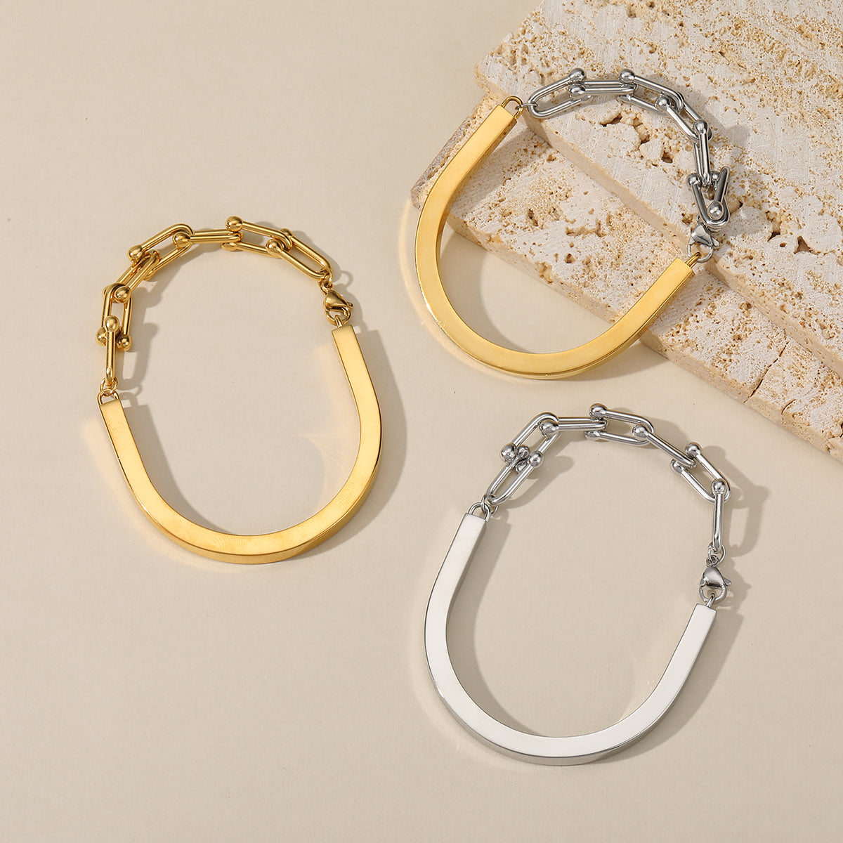 Bold Arc - Luxe Chainlink Bracelet