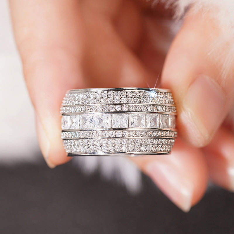 Celestia Luxe Radiance 925 Silver Plated Band