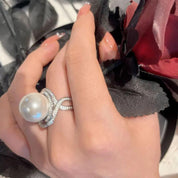 Majestic Pearl Crown Ring